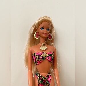 NWOT Tropical Splash Barbie 1994